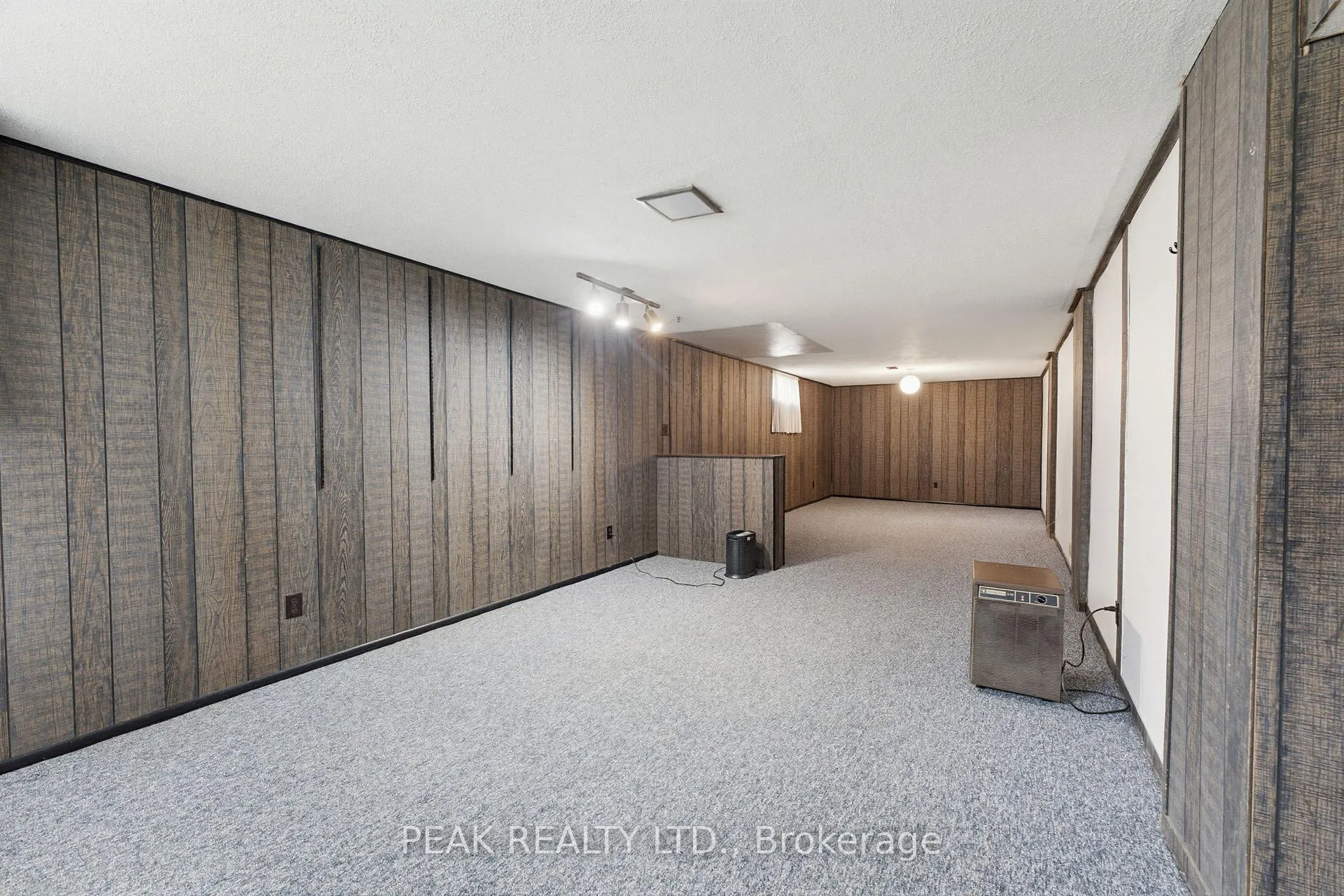 Photo 18 of 86 Oak Avenue, Brant, Paris — HOMEH