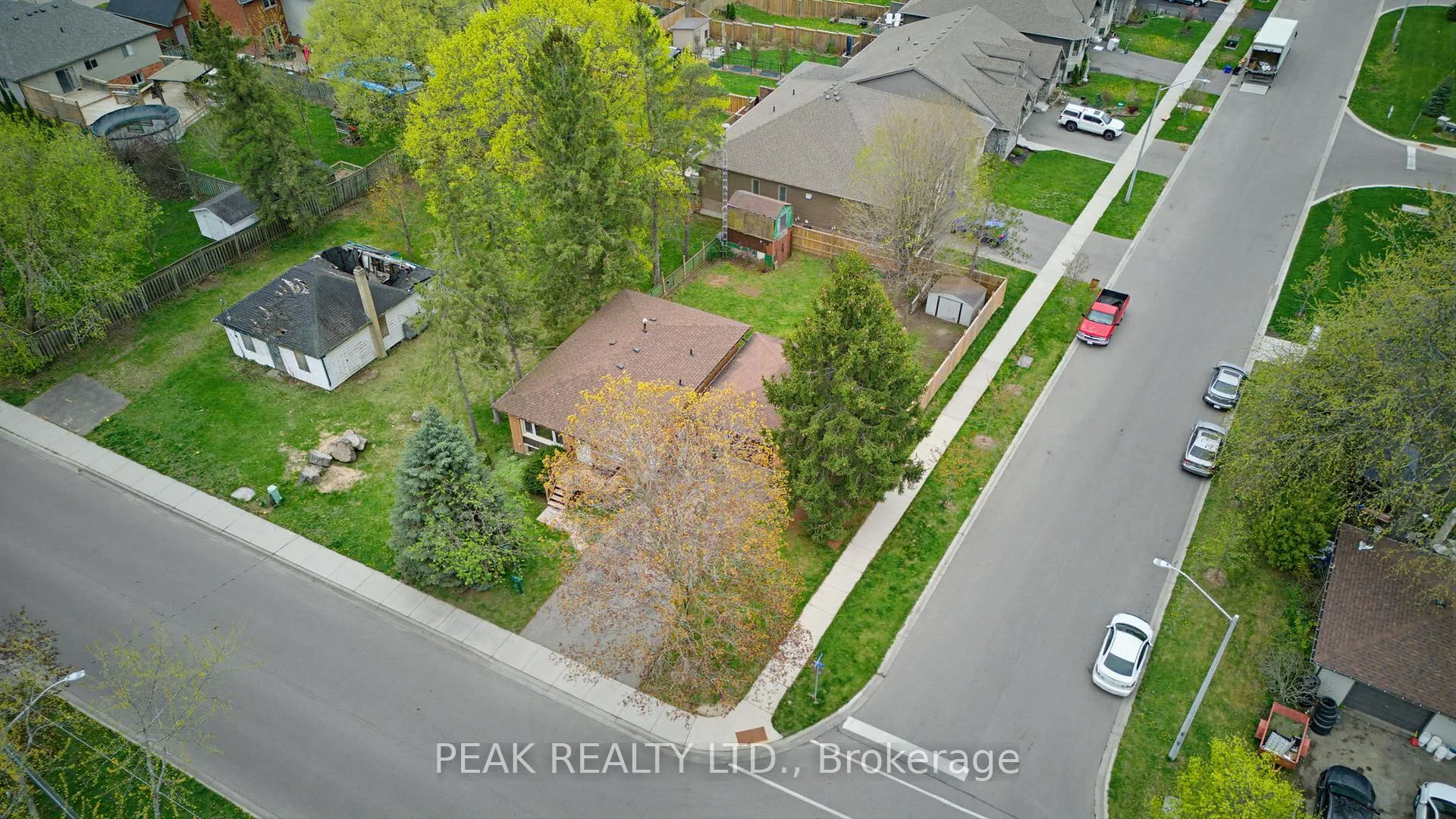 Photo 26 of 86 Oak Avenue, Brant, Paris — HOMEH