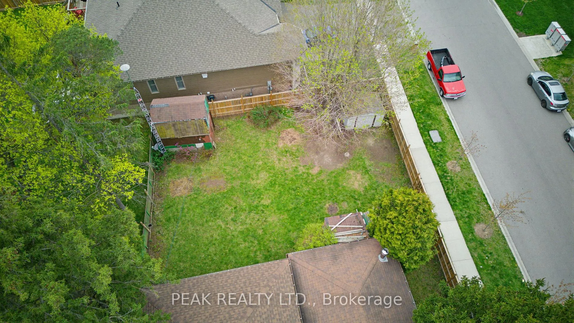 Photo 28 of 86 Oak Avenue, Brant, Paris — HOMEH