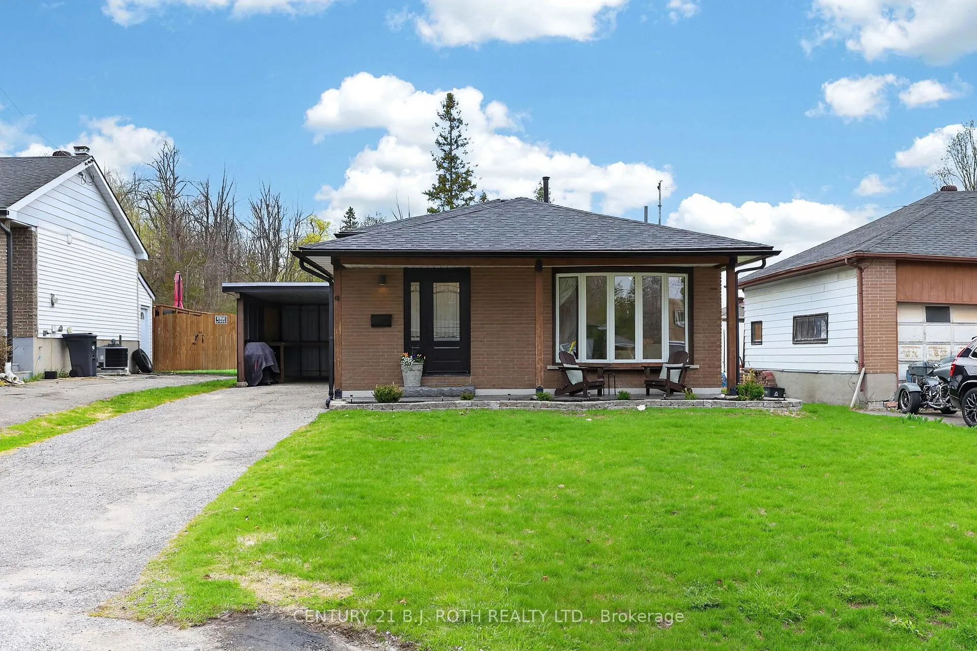 Photo 2 of 46 Galley Avenue, Orillia — HOMEH