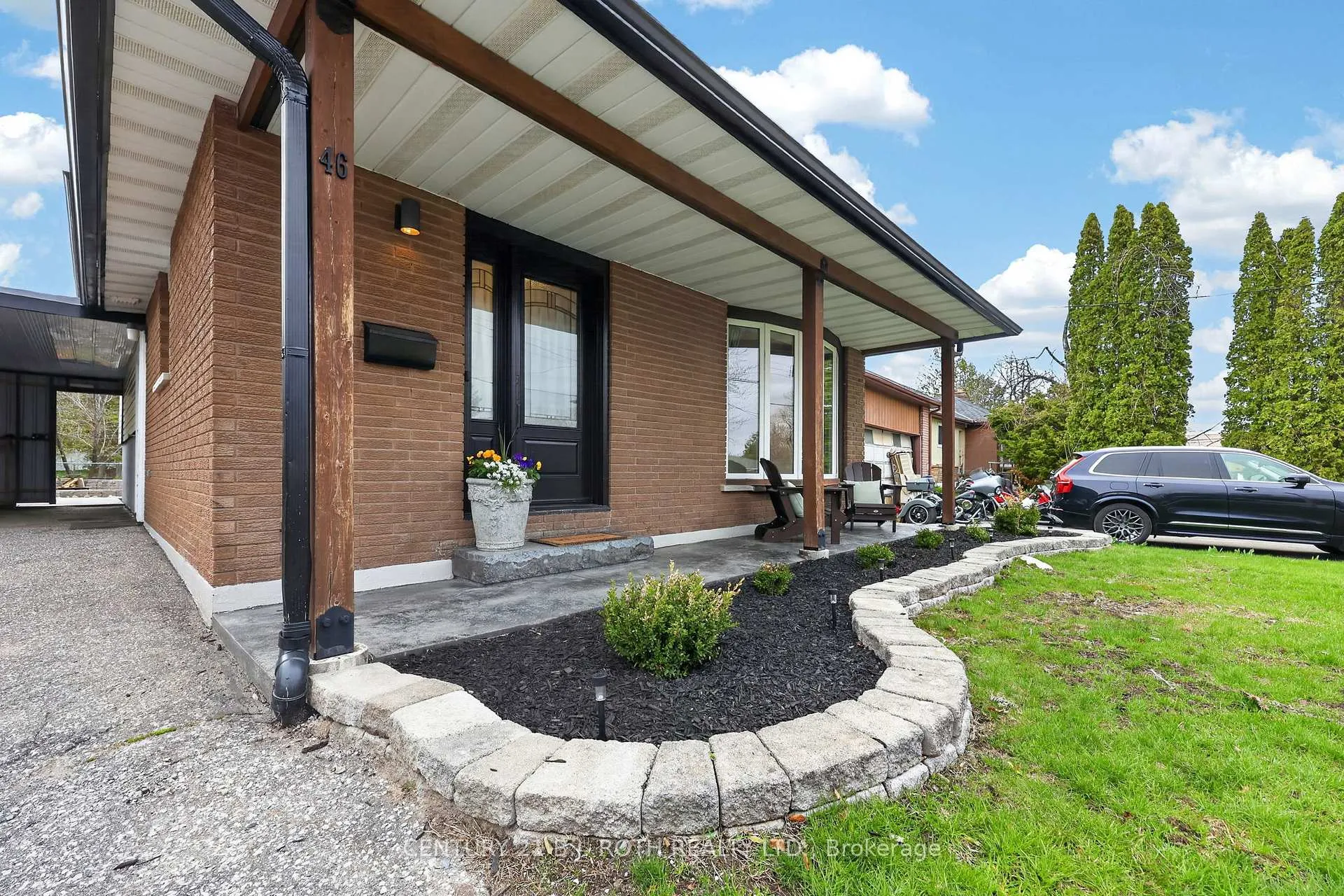 Photo 5 of 46 Galley Avenue, Orillia — HOMEH