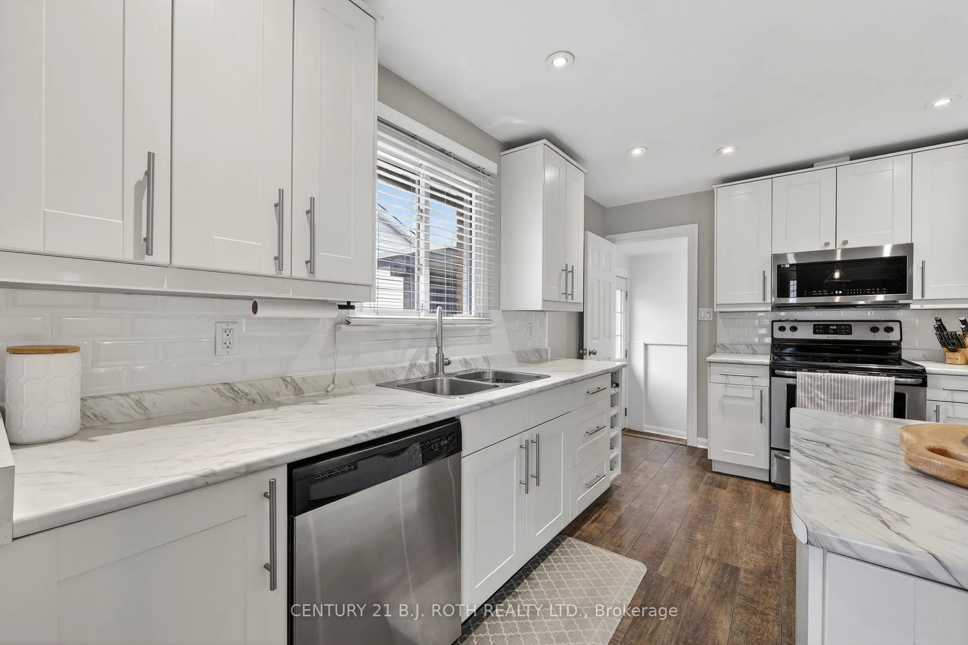 Photo 12 of 46 Galley Avenue, Orillia — HOMEH