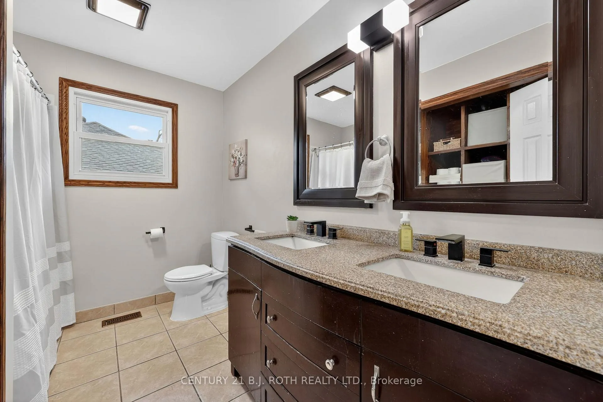 Photo 22 of 46 Galley Avenue, Orillia — HOMEH