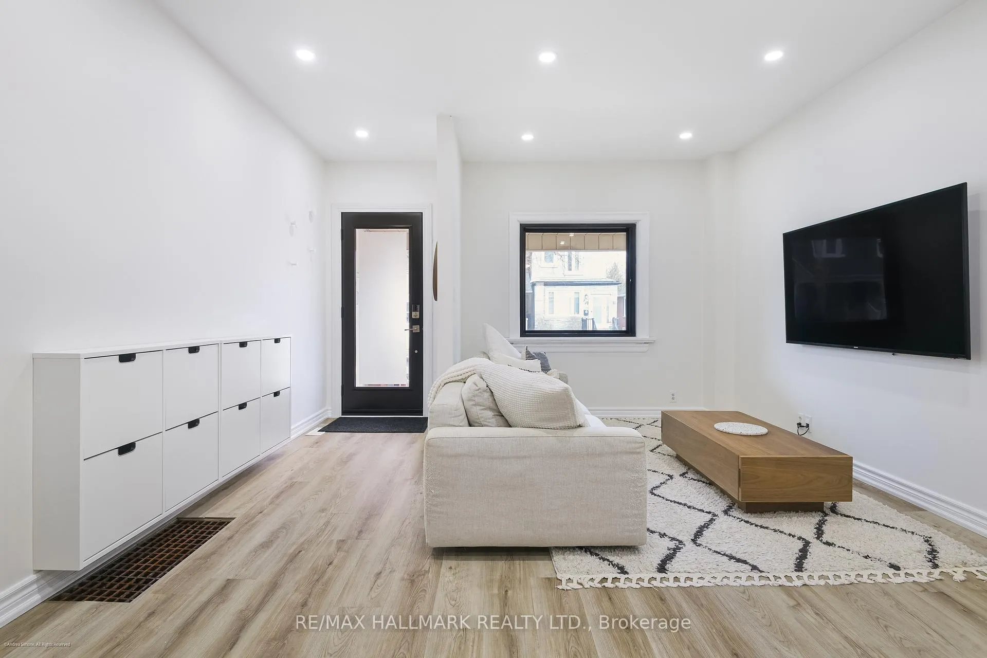 Photo 1 of Unit Main & Second, 208 Cedarvale Avenue, Toronto, Woodbine-Lumsden — HOMEH