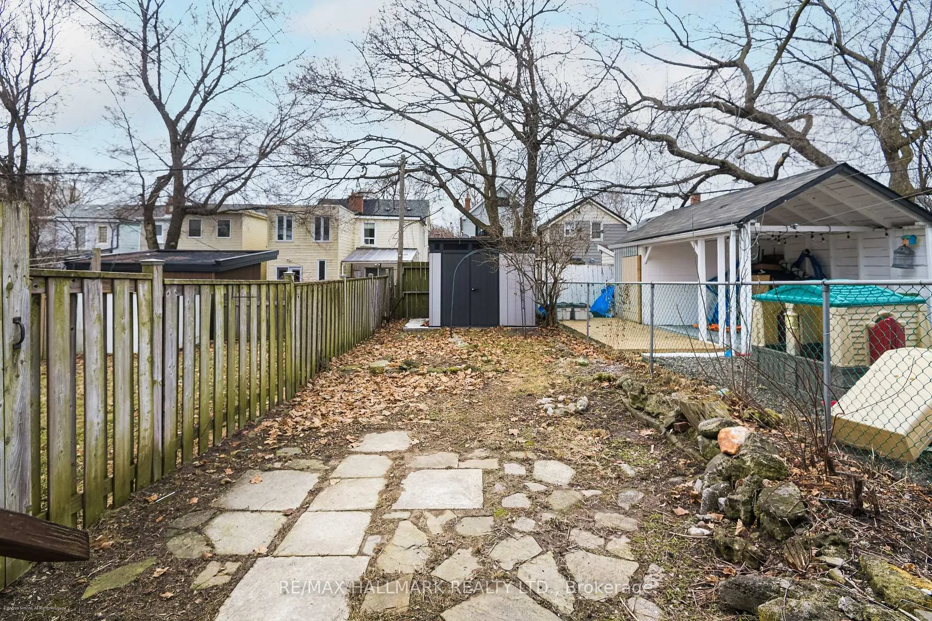 Photo 20 of Unit Main & Second, 208 Cedarvale Avenue, Toronto, Woodbine-Lumsden — HOMEH