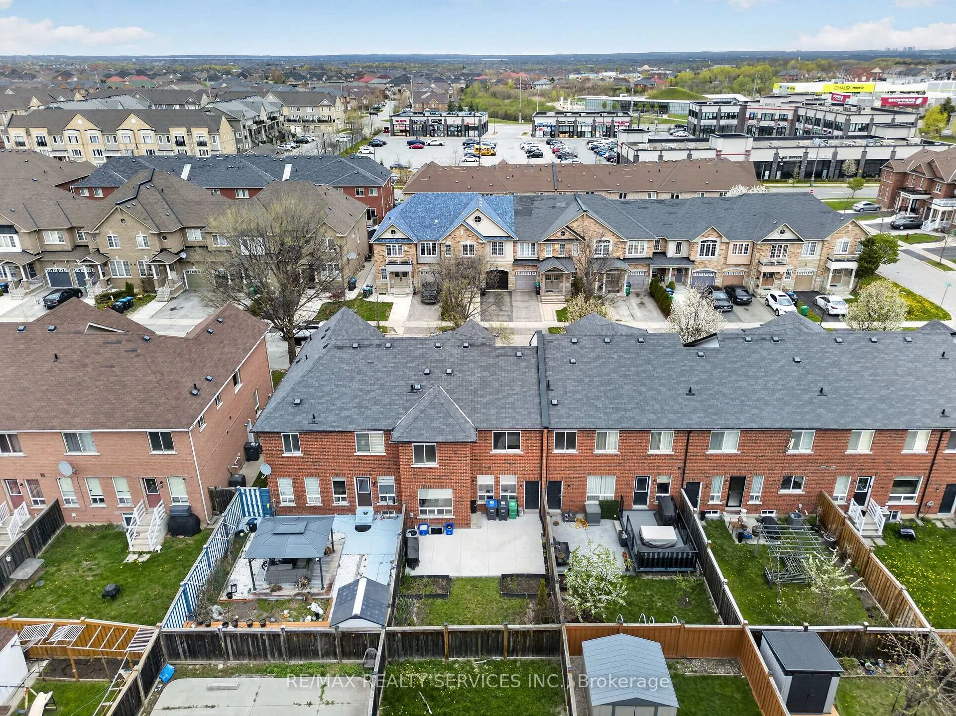 Photo 5 of 12 Nutwood Way, Brampton, Sandringham-Wellington — HOMEH