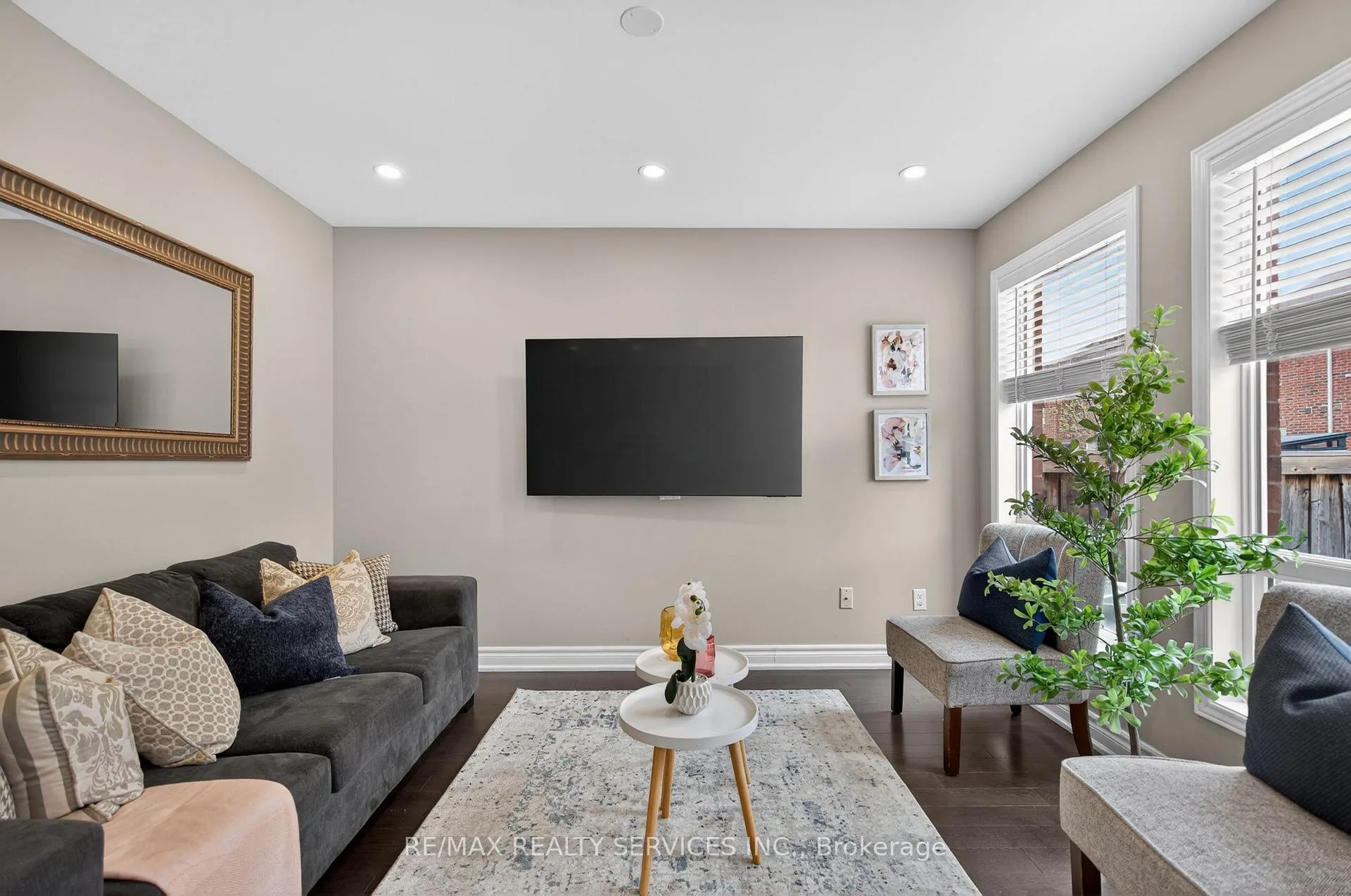 Photo 16 of 12 Nutwood Way, Brampton, Sandringham-Wellington — HOMEH