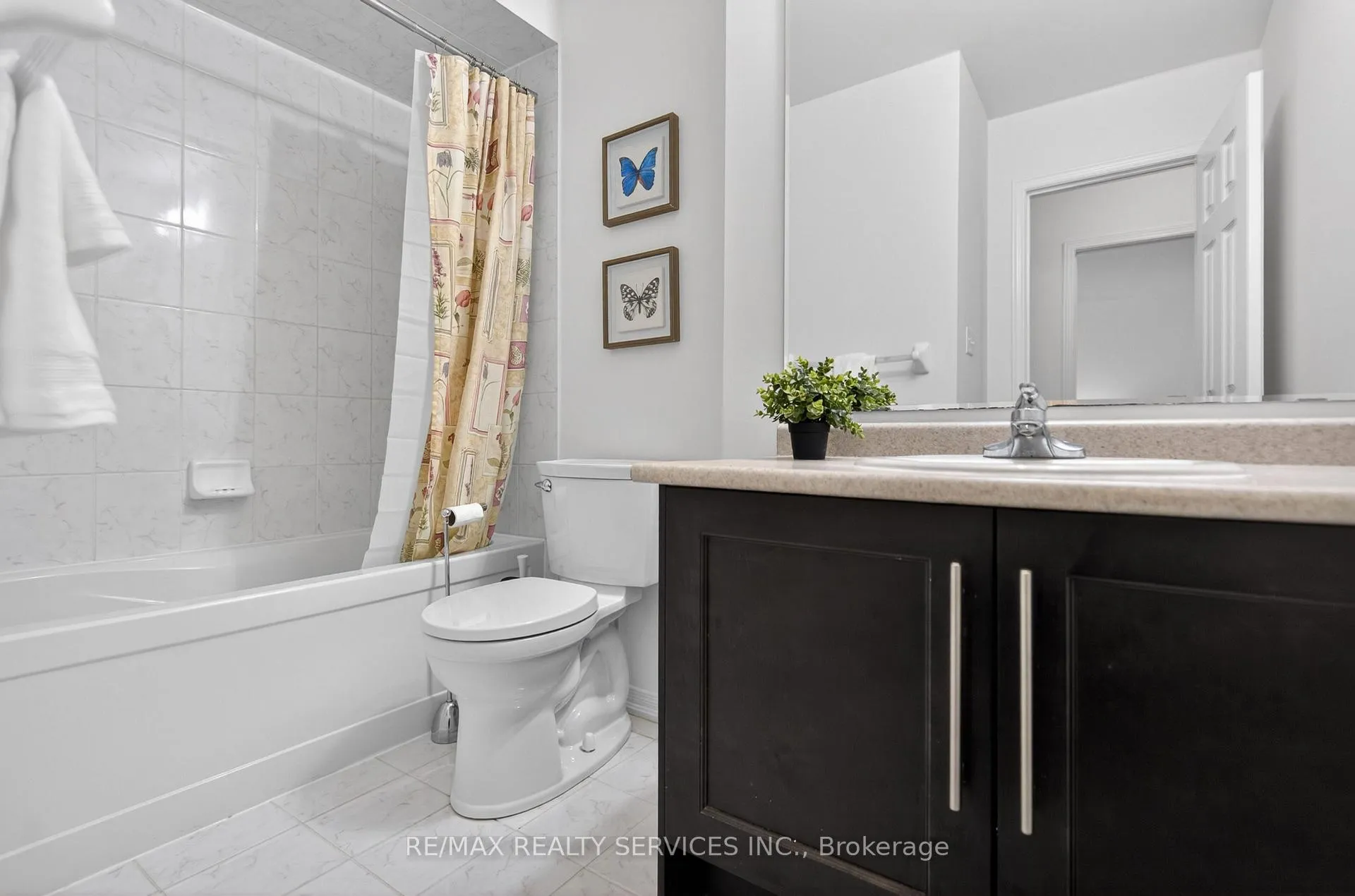Photo 34 of 12 Nutwood Way, Brampton, Sandringham-Wellington — HOMEH