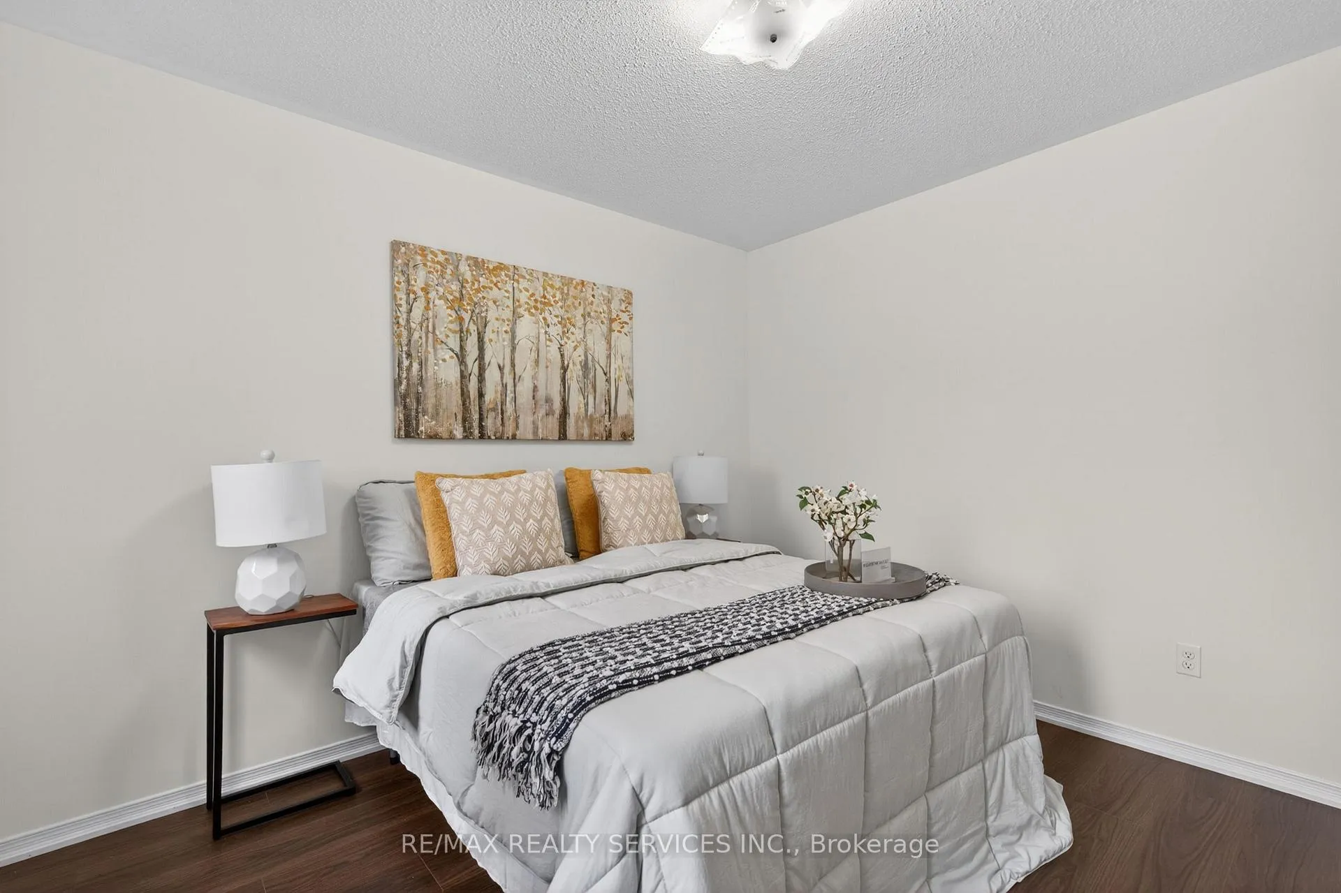 Photo 38 of 12 Nutwood Way, Brampton, Sandringham-Wellington — HOMEH