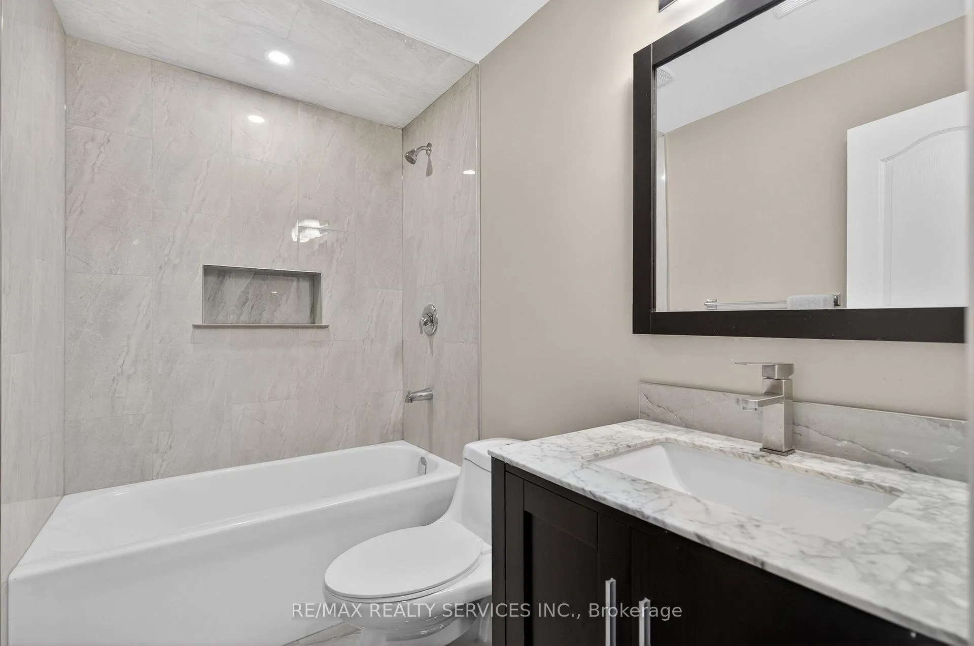 Photo 43 of 12 Nutwood Way, Brampton, Sandringham-Wellington — HOMEH