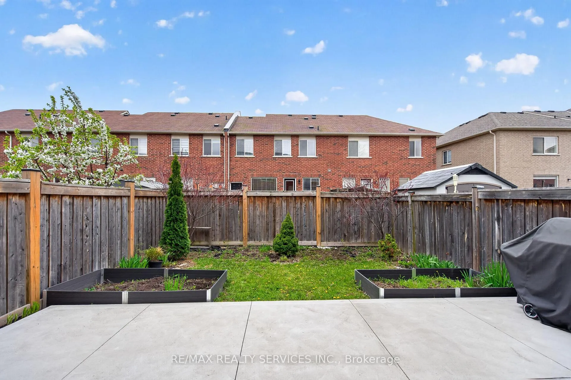 Photo 48 of 12 Nutwood Way, Brampton, Sandringham-Wellington — HOMEH
