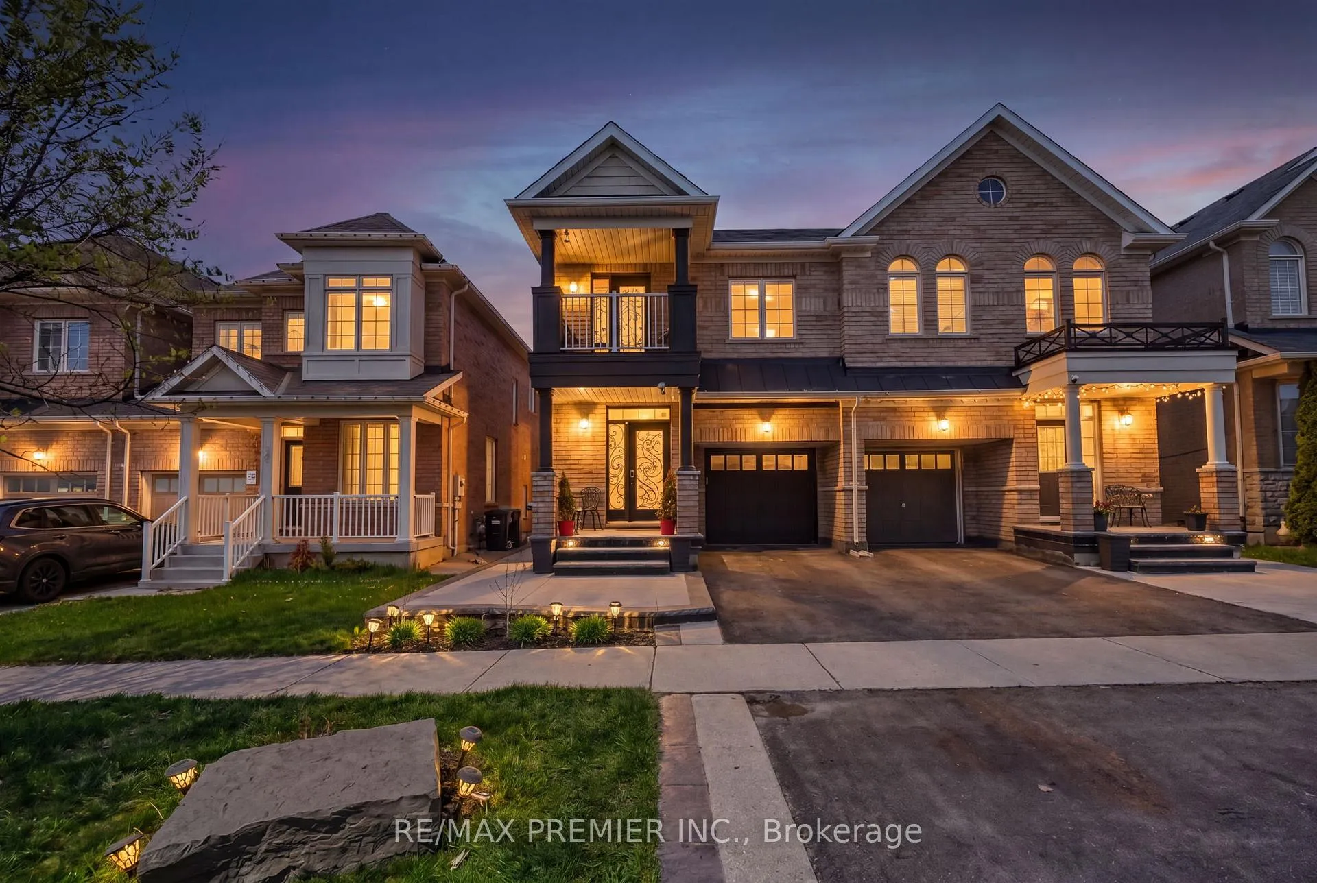 Photo 1 of 82 Chesterwood Crescent, Brampton, Credit Valley — HOMEH
