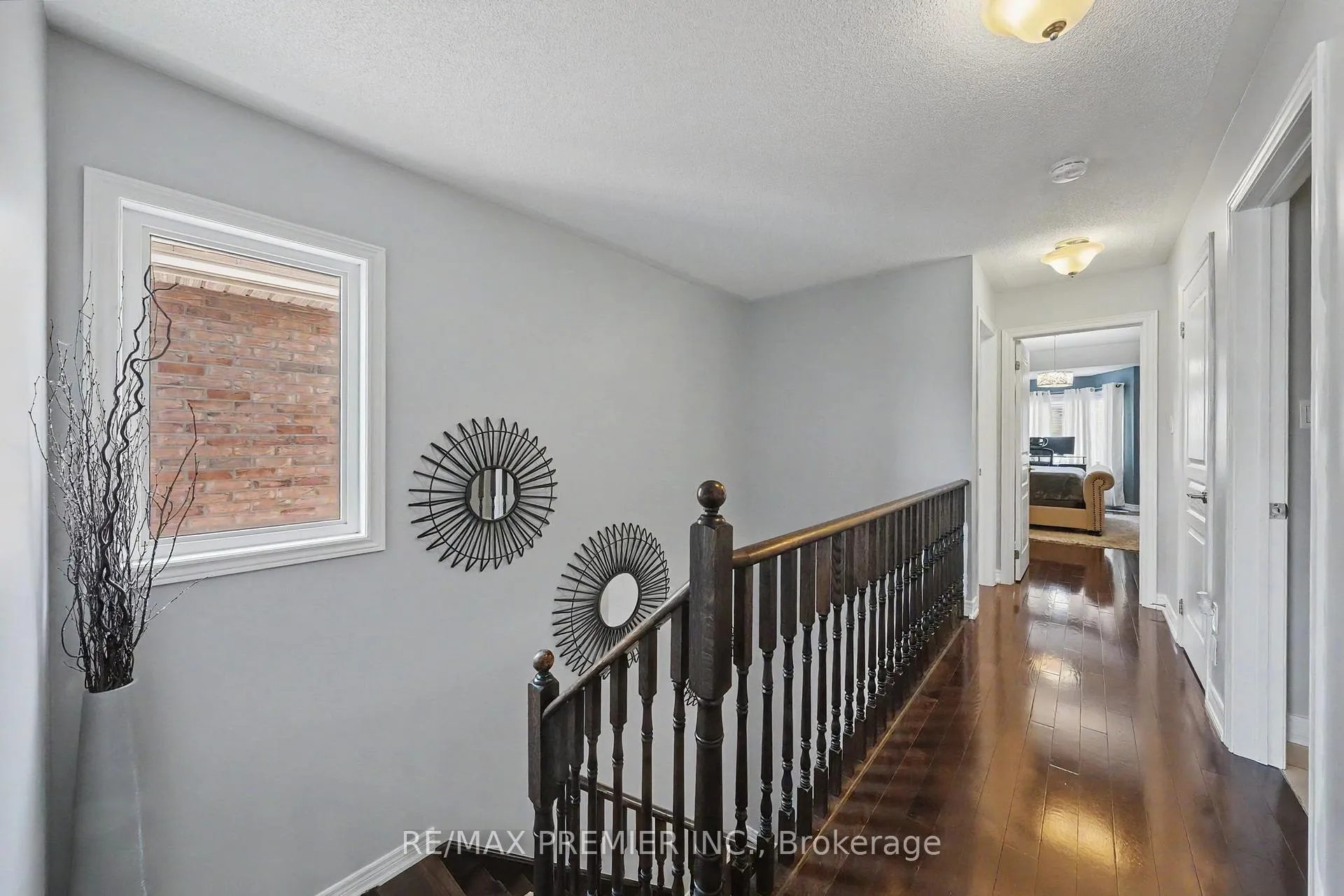 Photo 22 of 82 Chesterwood Crescent, Brampton, Credit Valley — HOMEH