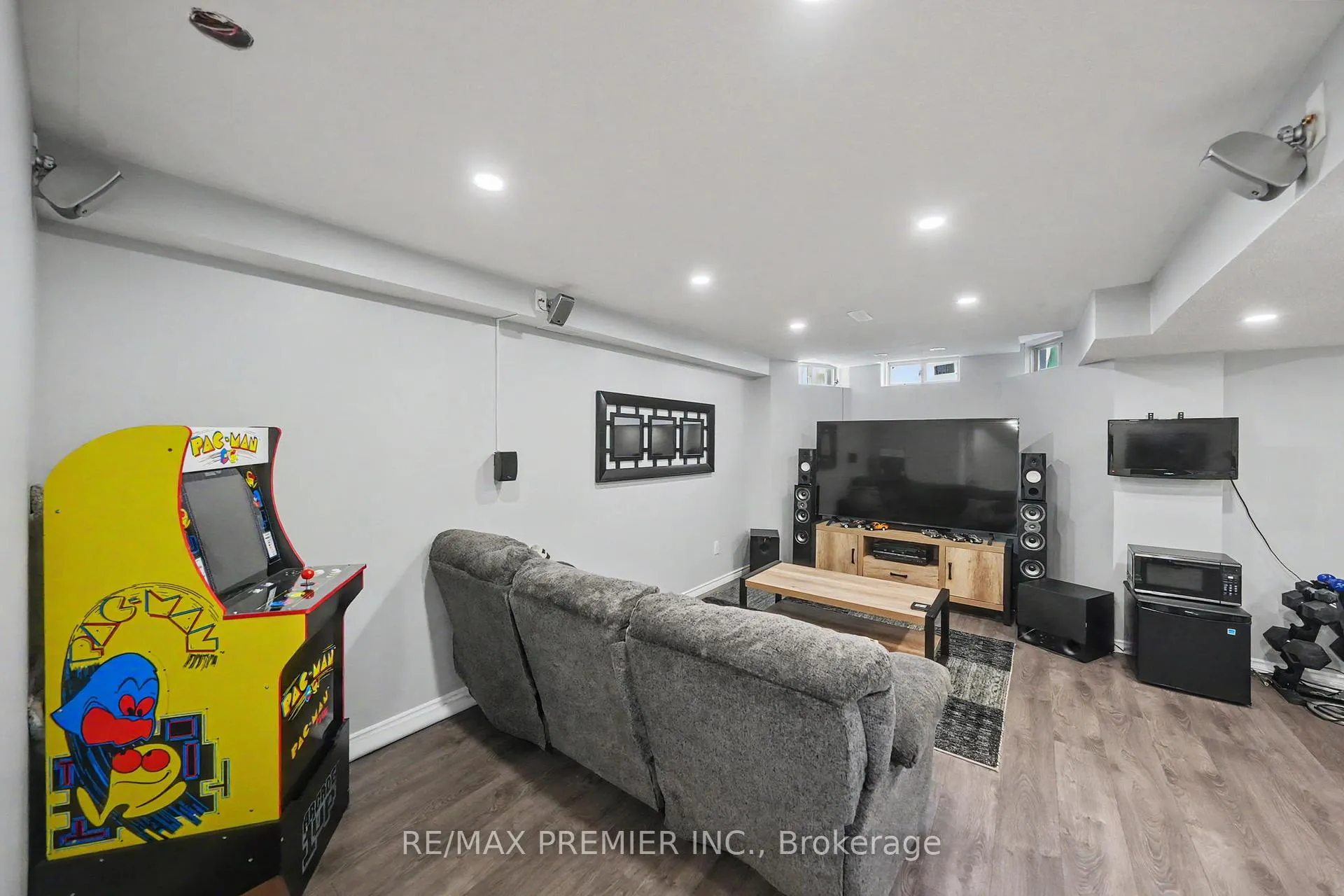 Photo 40 of 82 Chesterwood Crescent, Brampton, Credit Valley — HOMEH