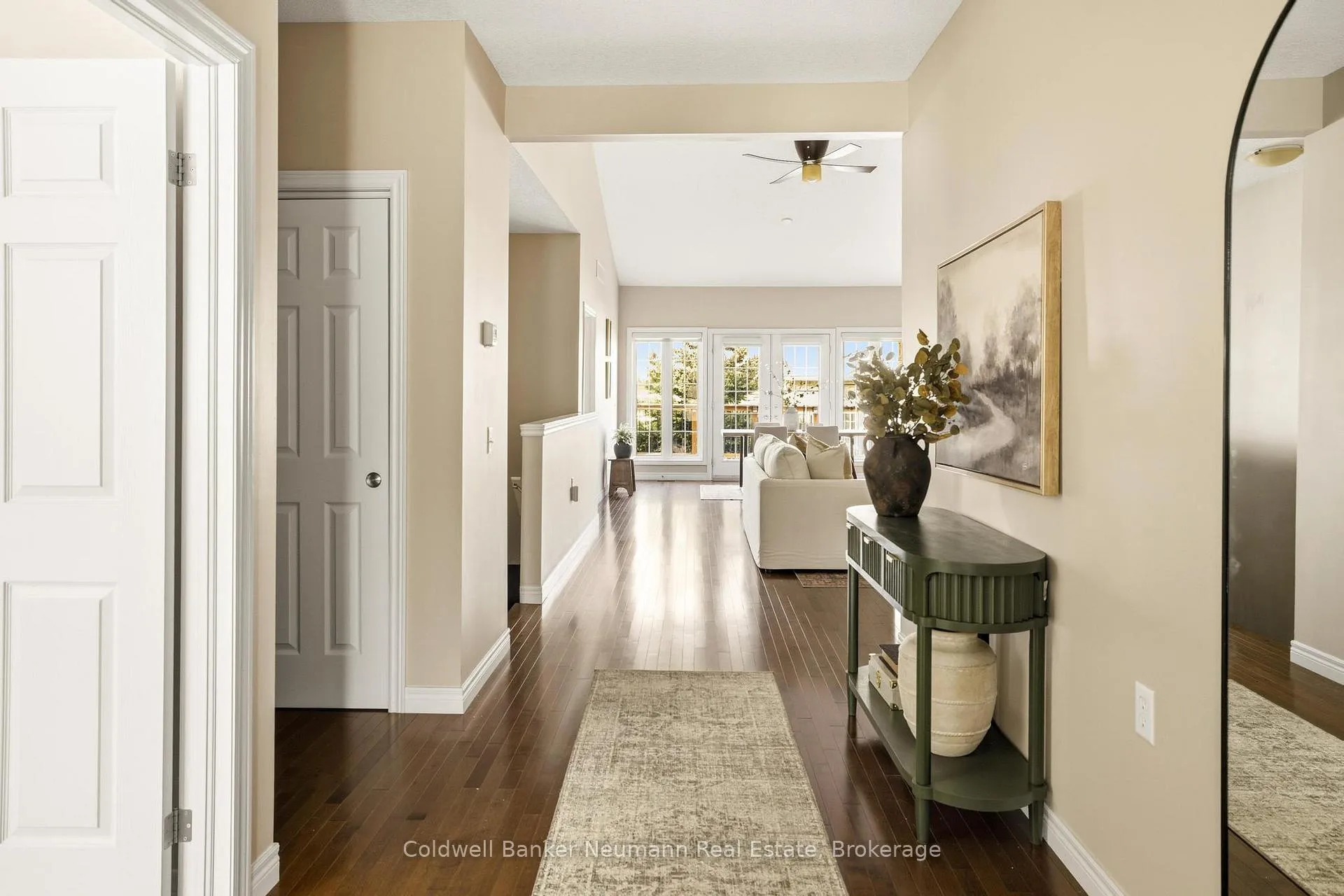 Photo 2 of Unit 21, 50 Bryan Court, Kitchener — HOMEH