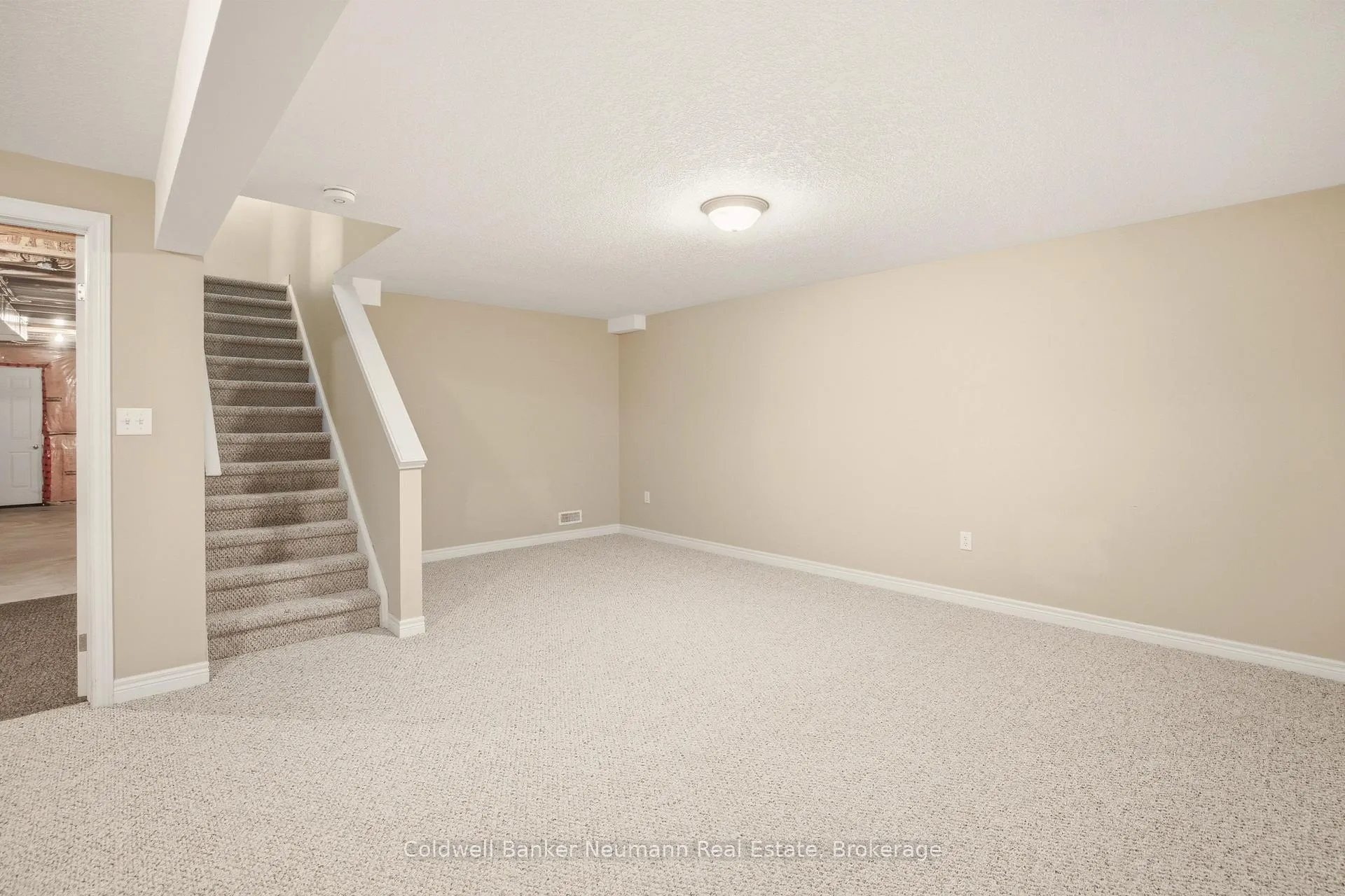 Photo 25 of Unit 21, 50 Bryan Court, Kitchener — HOMEH