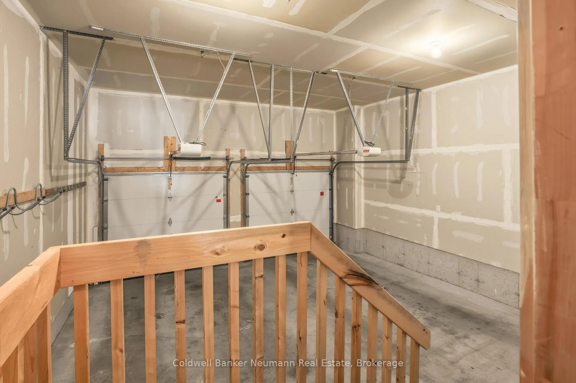 Photo 32 of Unit 21, 50 Bryan Court, Kitchener — HOMEH