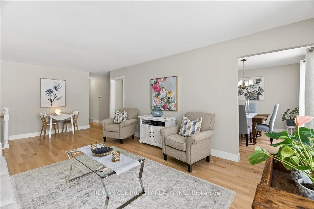 Photo 7 of 1102 Prince Philip Drive, London, North M — HOMEH