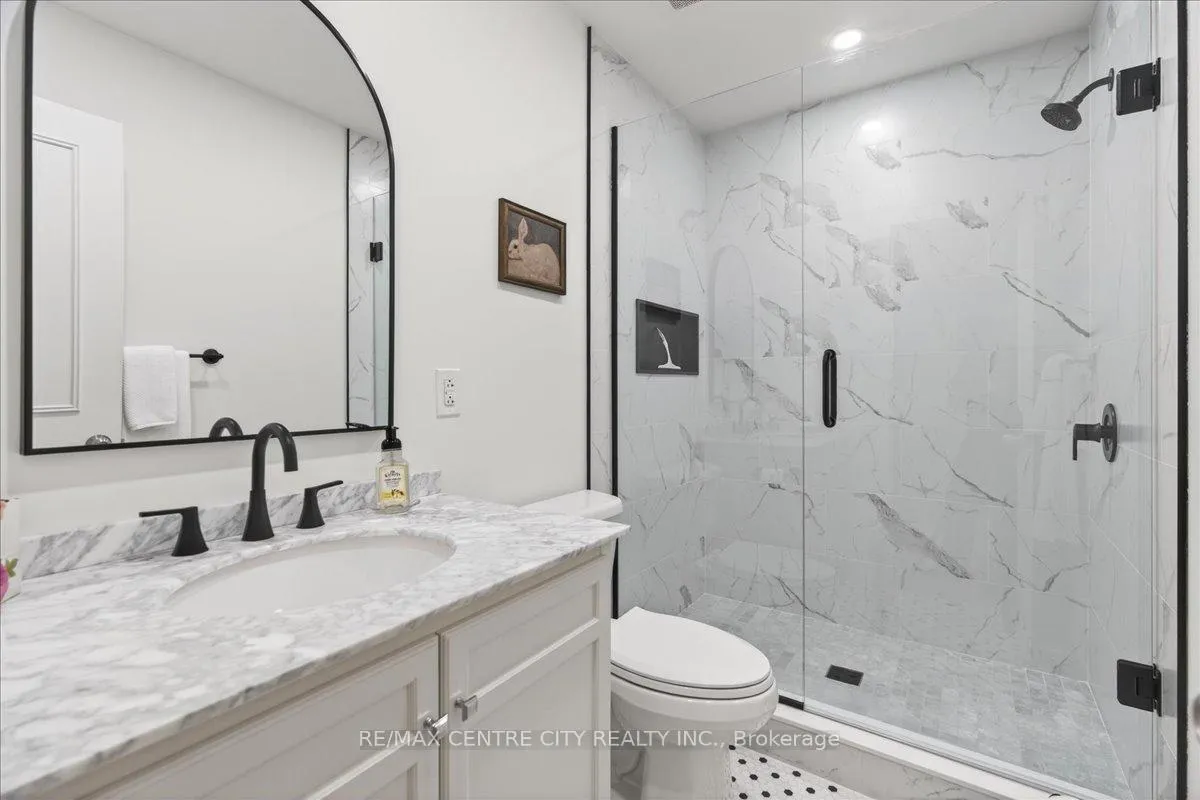 Photo 14 of 1102 Prince Philip Drive, London, North M — HOMEH