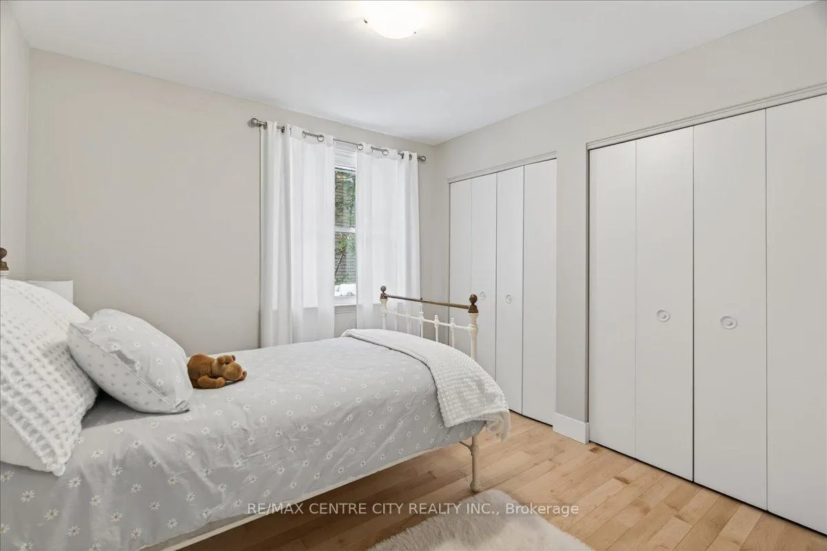 Photo 22 of 1102 Prince Philip Drive, London, North M — HOMEH