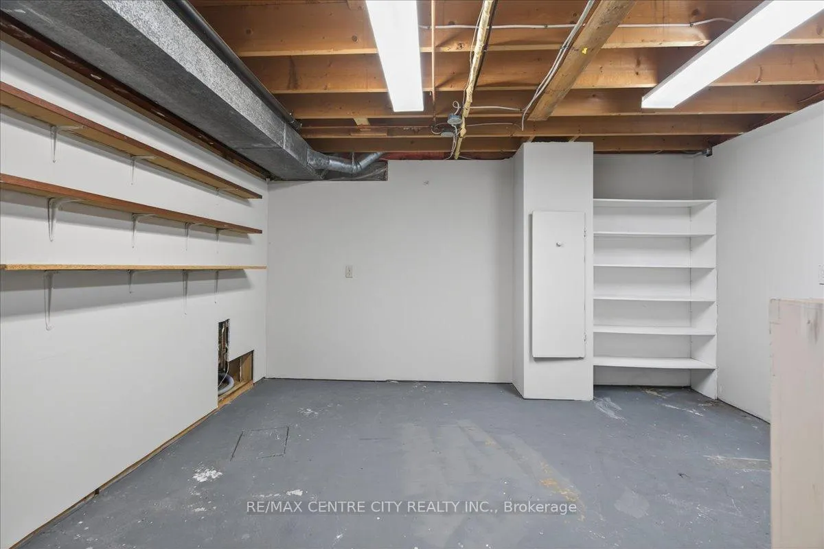 Photo 45 of 1102 Prince Philip Drive, London, North M — HOMEH