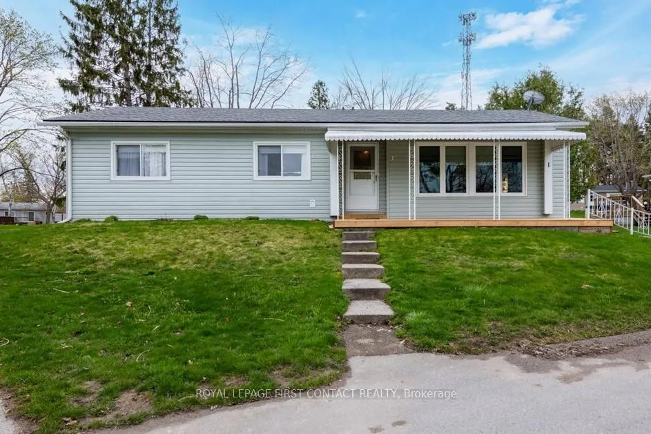 Photo 2 of 1 Juniper Court, Innisfil, Rural Innisfil — HOMEH