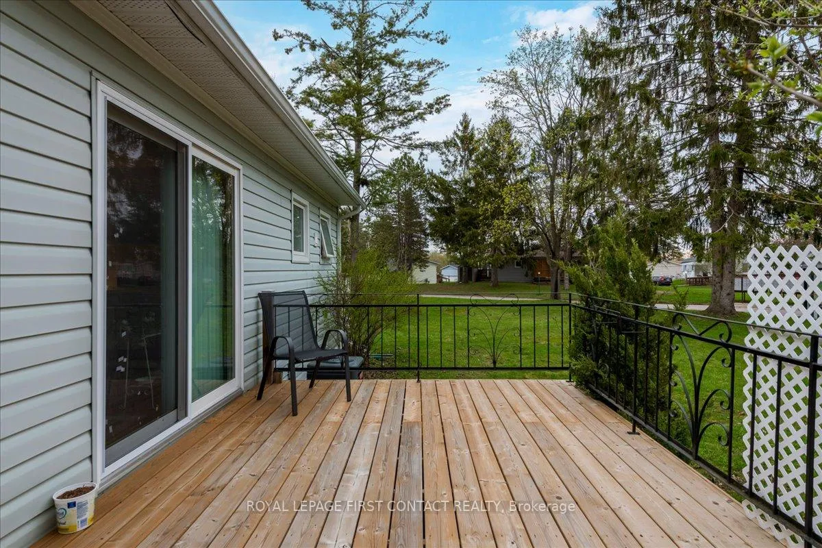 Photo 14 of 1 Juniper Court, Innisfil, Rural Innisfil — HOMEH