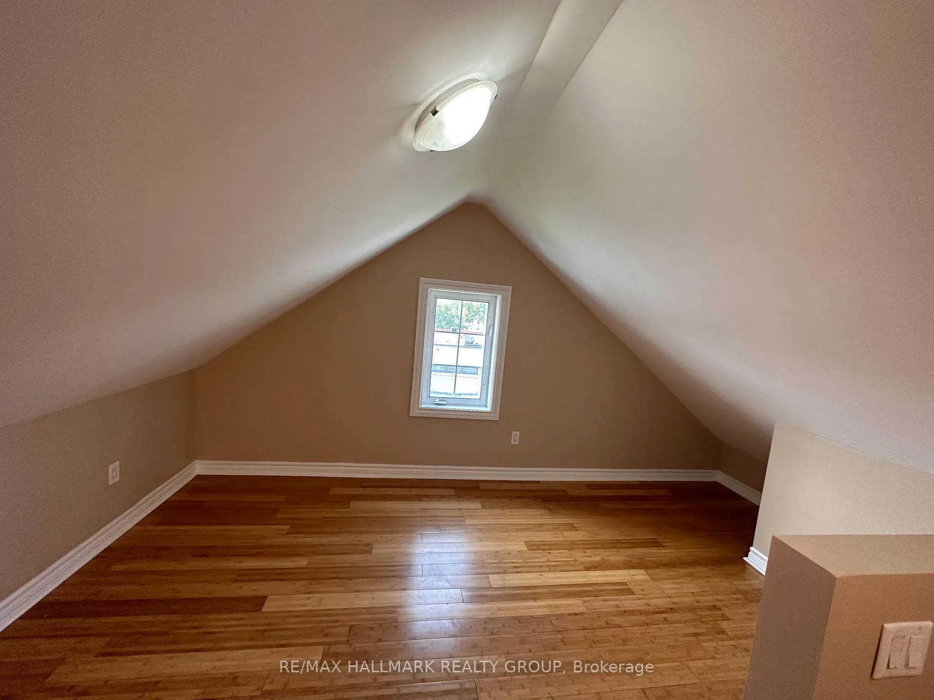 Photo 16 of Unit 3, 1308 Shillington Avenue, Ottawa, Carlington — HOMEH