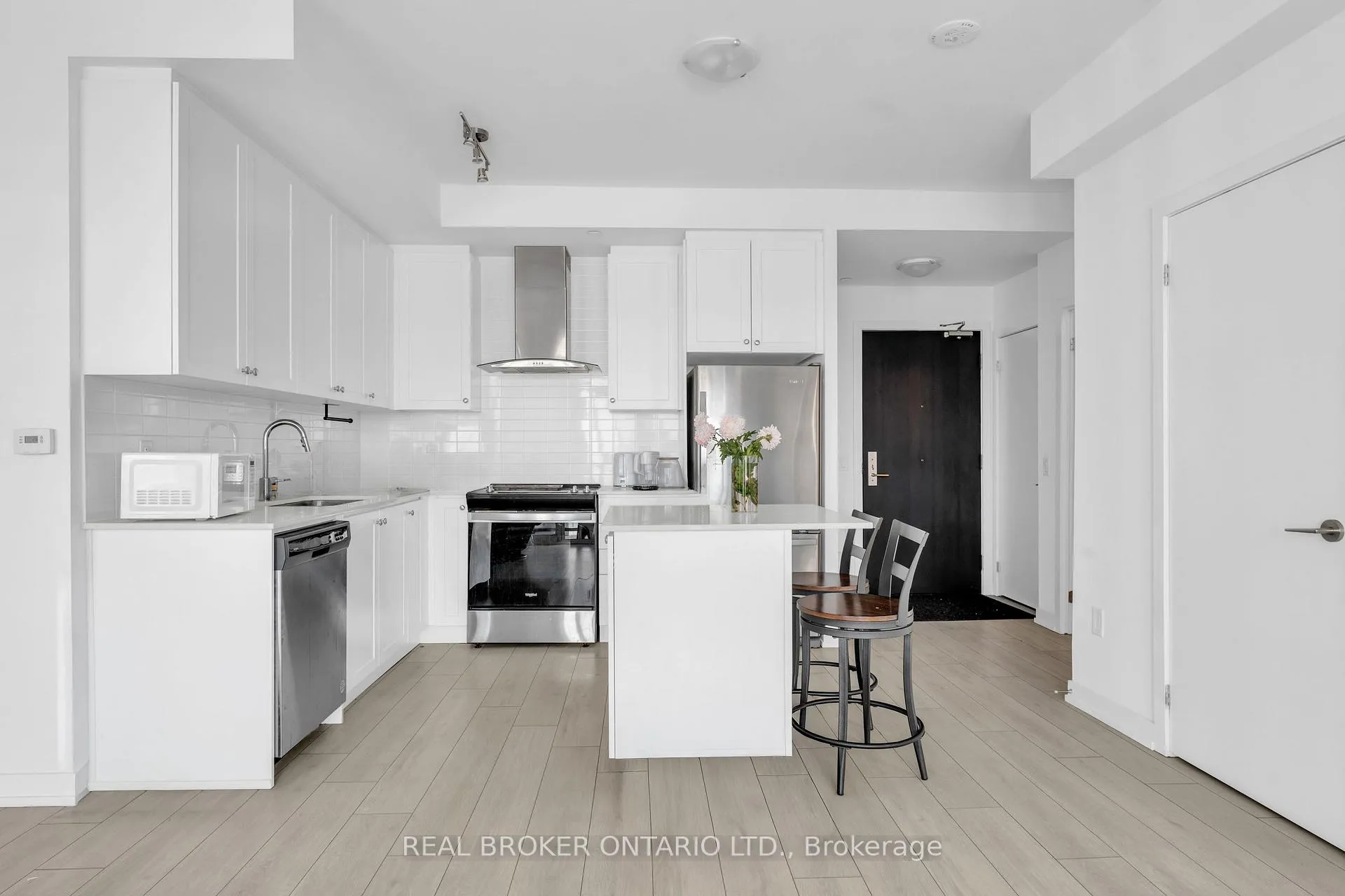 Front of Unit 1210, 55 Duke Street W