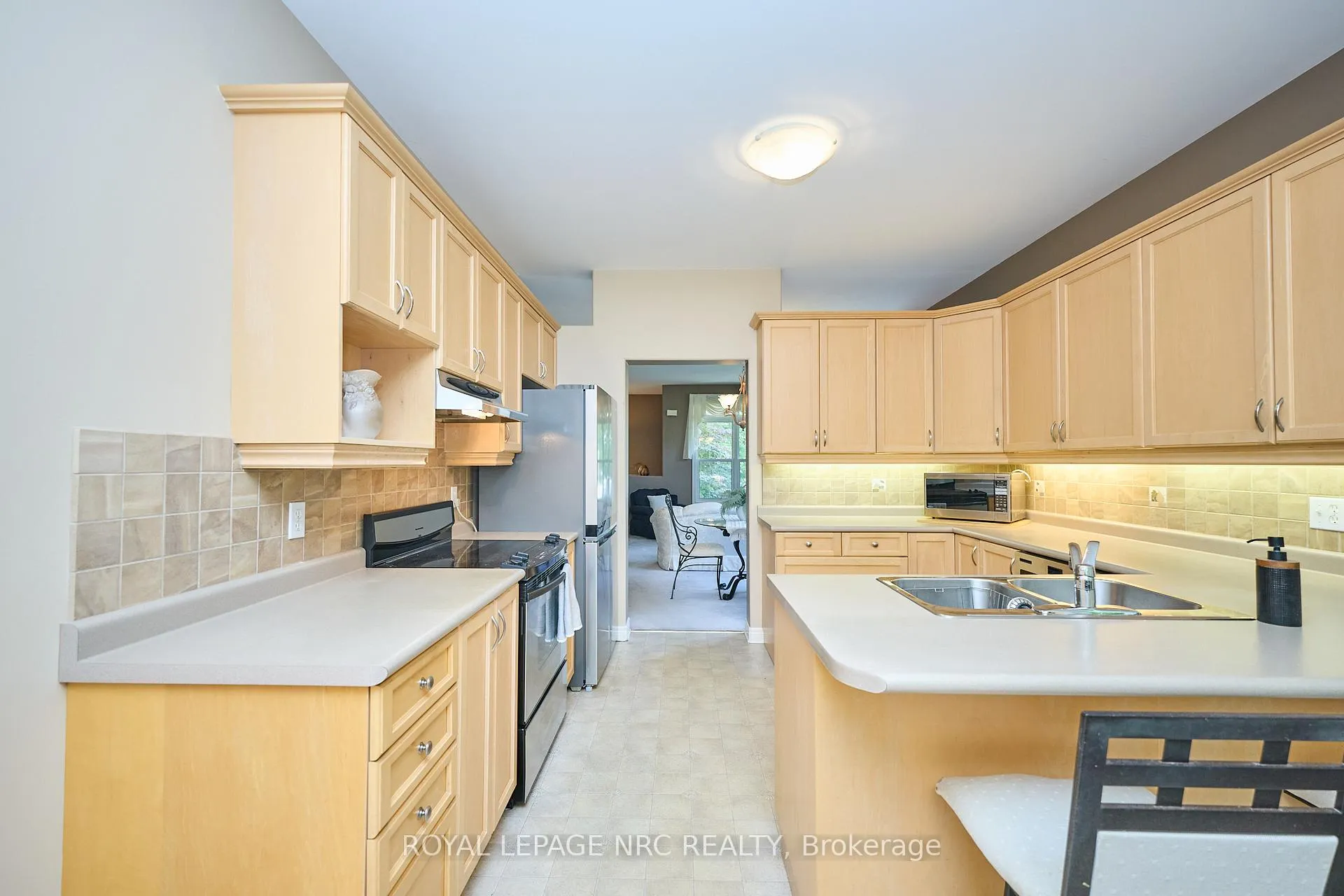 Photo 17 of 3393 Stanton Court, Lincoln, Lincoln-Jordan/Vineland — HOMEH