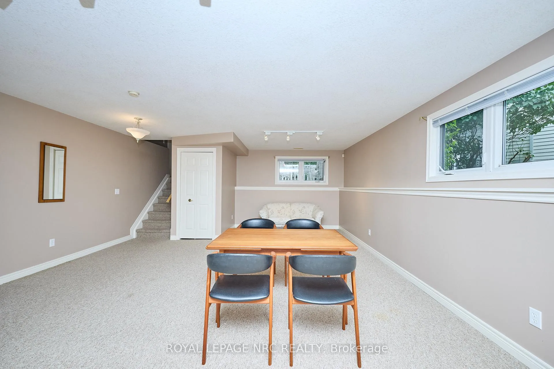 Photo 26 of 3393 Stanton Court, Lincoln, Lincoln-Jordan/Vineland — HOMEH
