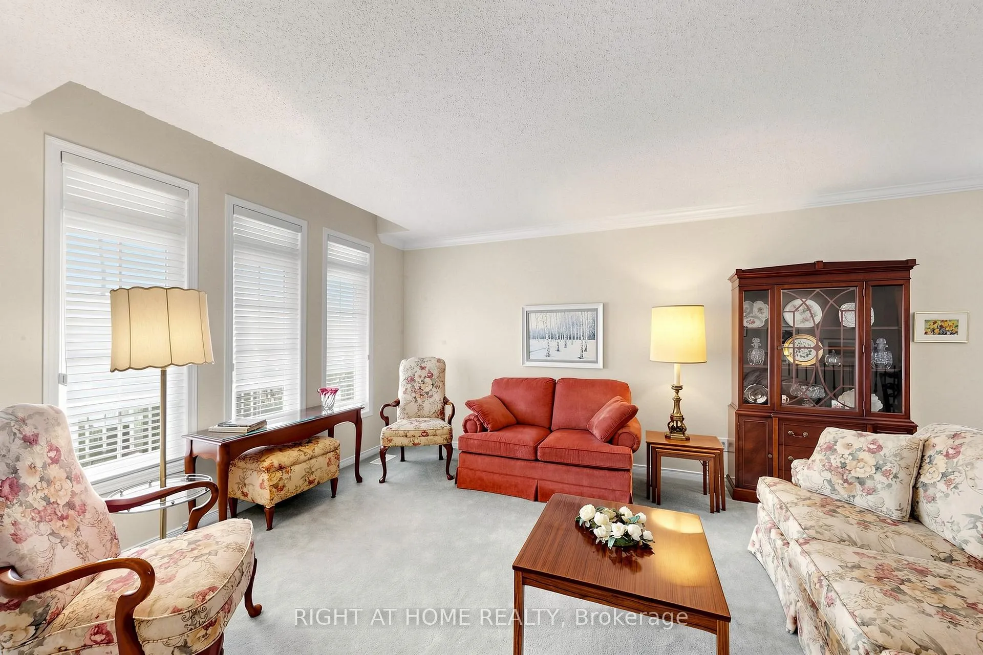 Photo 8 of 1495 Greenvalley Trail, Oshawa, Taunton — HOMEH