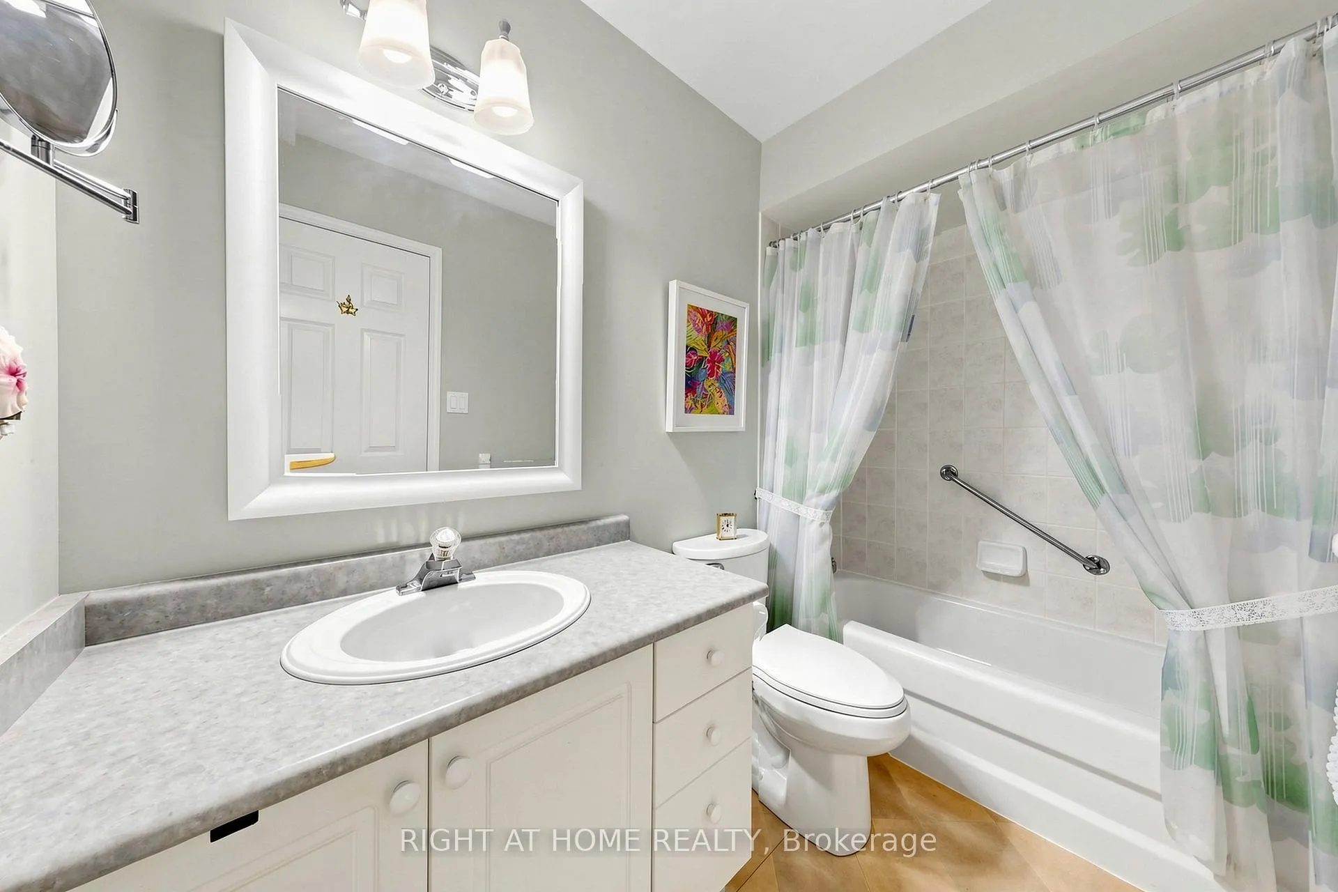 Photo 23 of 1495 Greenvalley Trail, Oshawa, Taunton — HOMEH