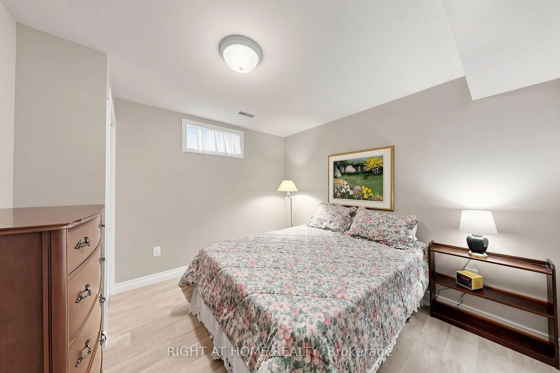 Photo 27 of 1495 Greenvalley Trail, Oshawa, Taunton — HOMEH