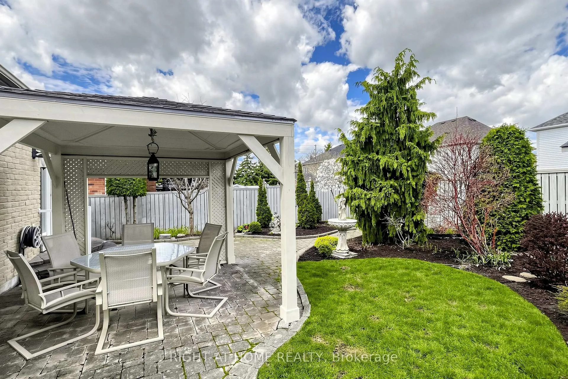 Photo 30 of 1495 Greenvalley Trail, Oshawa, Taunton — HOMEH
