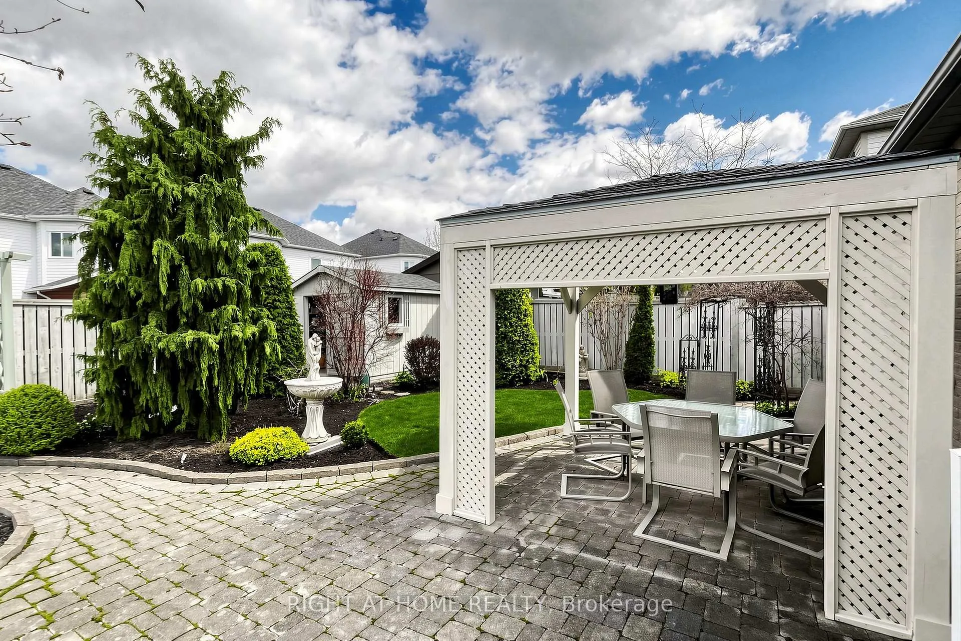 Photo 31 of 1495 Greenvalley Trail, Oshawa, Taunton — HOMEH