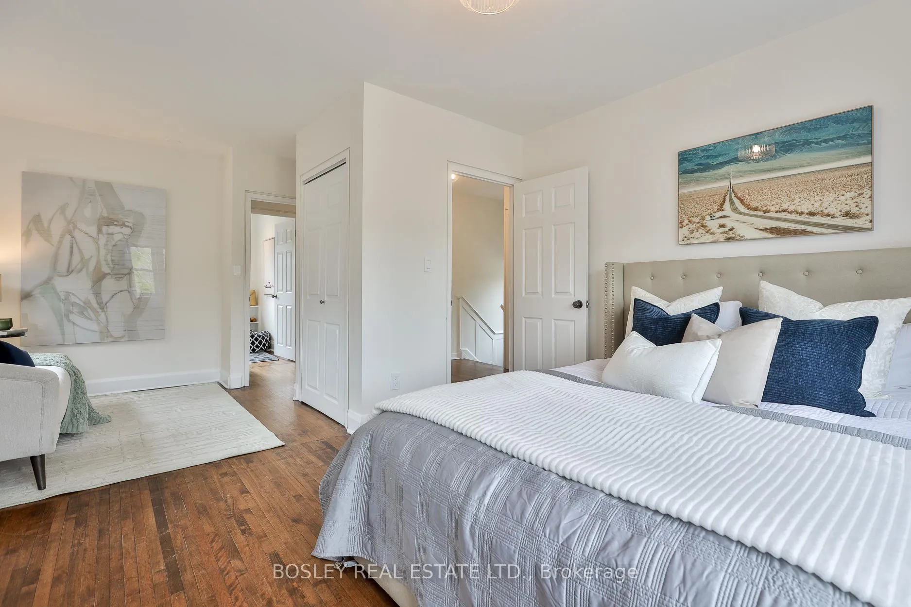 Photo 16 of 109 Southvale Drive, Toronto, Leaside — HOMEH
