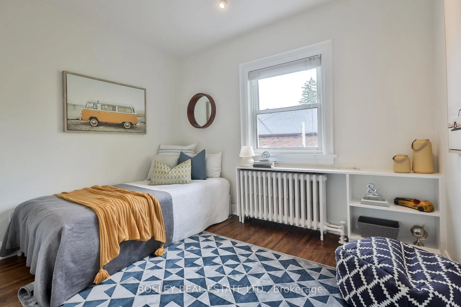 Photo 23 of 109 Southvale Drive, Toronto, Leaside — HOMEH