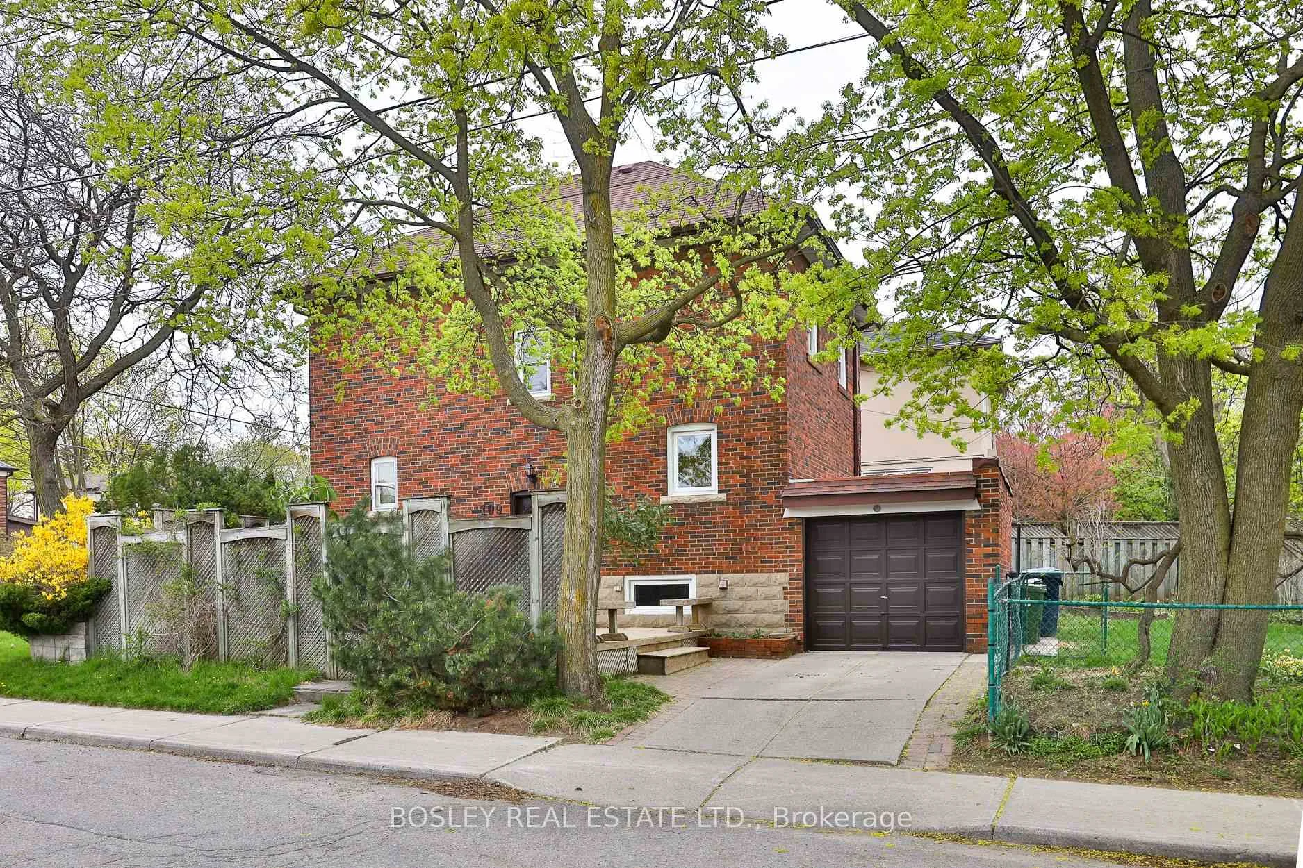 Photo 34 of 109 Southvale Drive, Toronto, Leaside — HOMEH