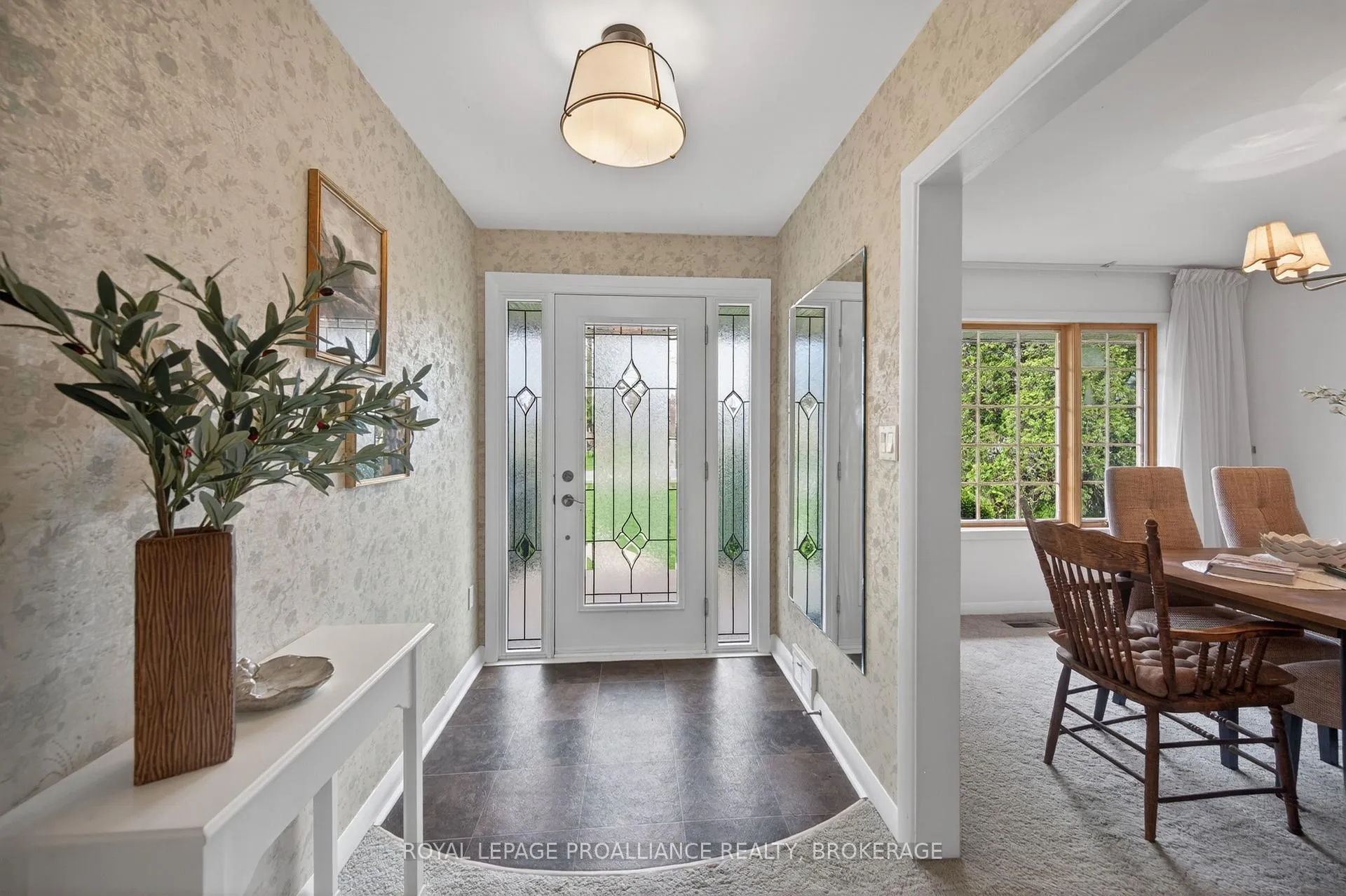 Photo 4 of 31 Jorene Drive, Kingston, City Southwest — HOMEH