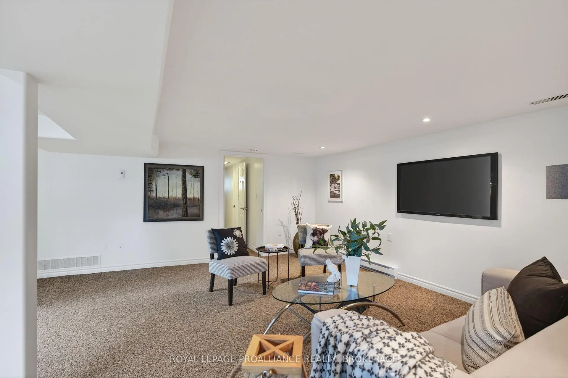 Photo 25 of 31 Jorene Drive, Kingston, City Southwest — HOMEH