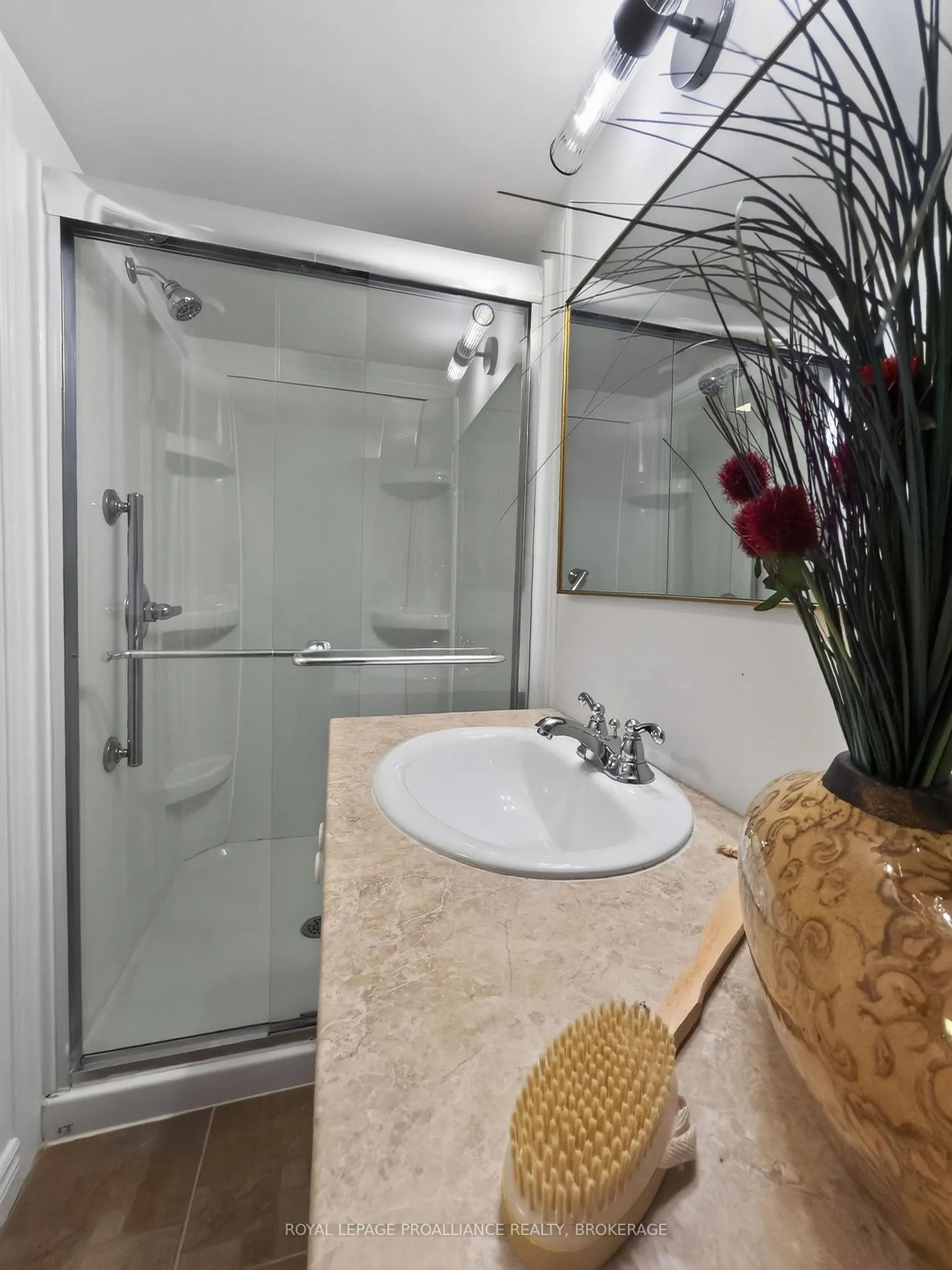Photo 27 of 31 Jorene Drive, Kingston, City Southwest — HOMEH
