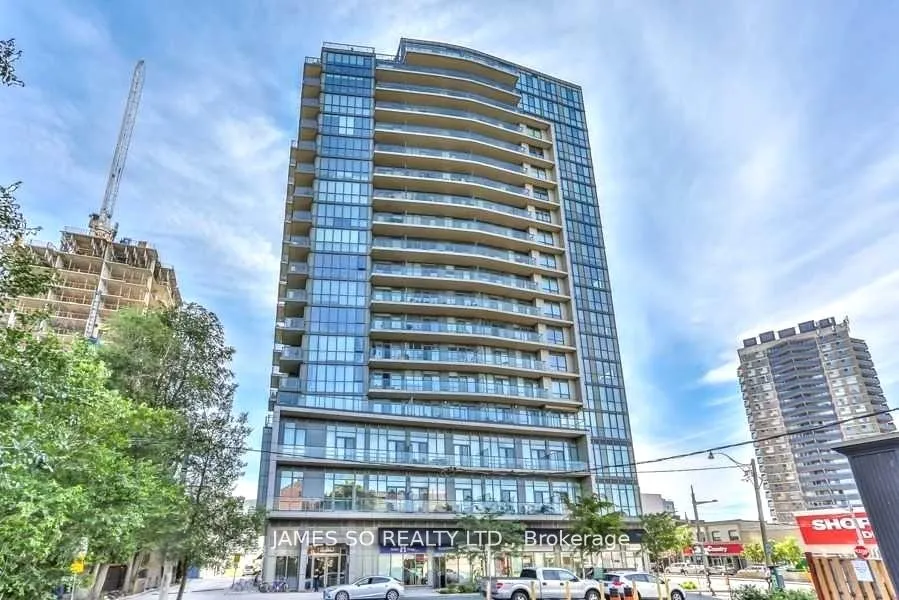 Front of Unit 1102, 530 St Clair Avenue W
