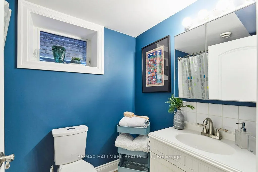 Photo 24 of 255 Ashdale Avenue, Toronto, Greenwood-Coxwell — HOMEH