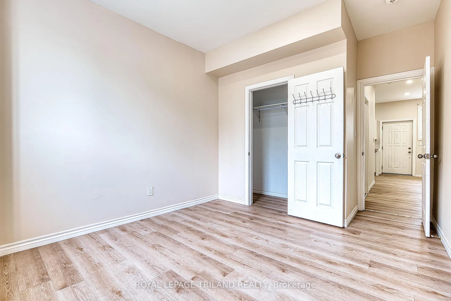Photo 7 of Unit 103, 80 Albert Street, Central Huron, Clinton — HOMEH