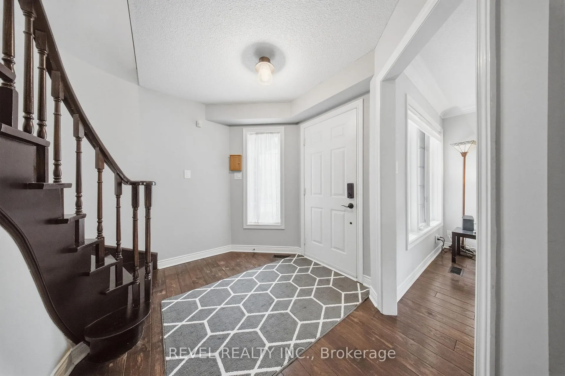 Photo 2 of 68 Parnell Crescent, Whitby, Pringle Creek — HOMEH