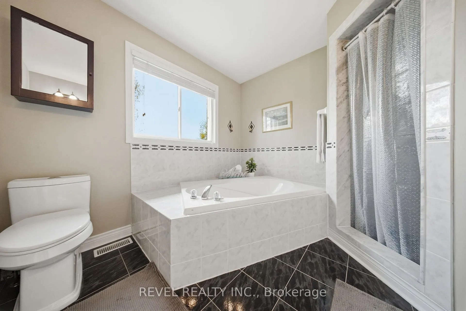 Photo 17 of 68 Parnell Crescent, Whitby, Pringle Creek — HOMEH