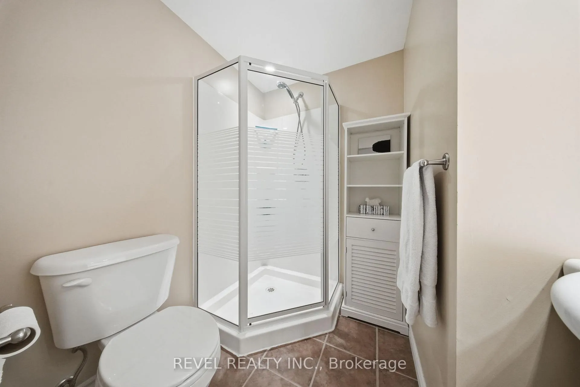 Photo 24 of 68 Parnell Crescent, Whitby, Pringle Creek — HOMEH