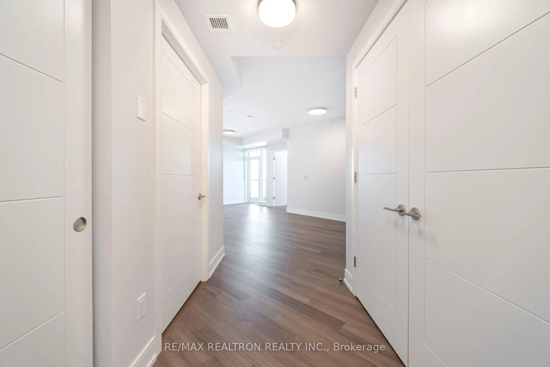 Photo 4 of Unit 1201, 2525 Bathurst Street, Toronto, Forest Hill North — HOMEH