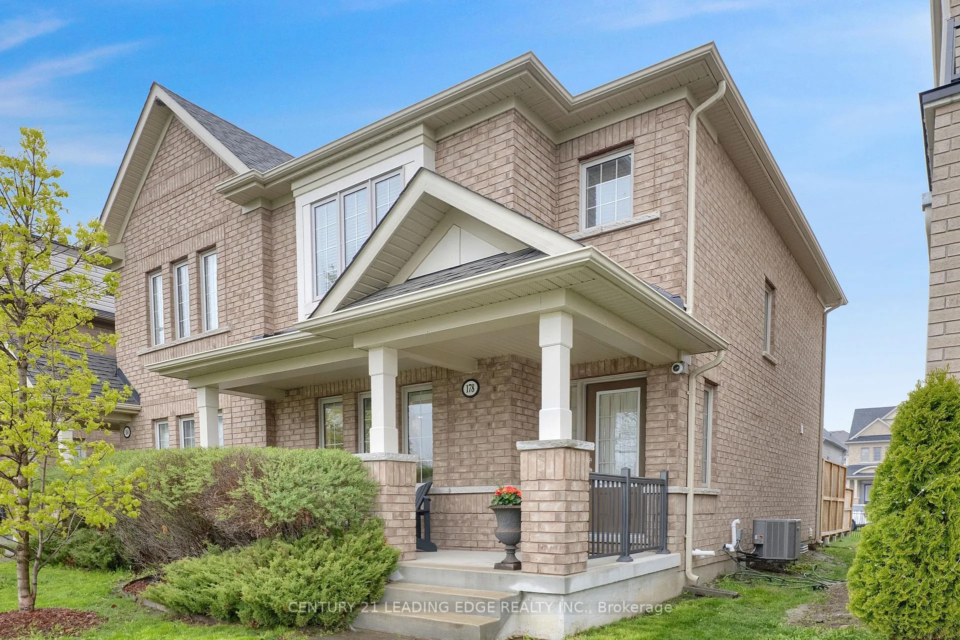Front of 178 Britannia Avenue W